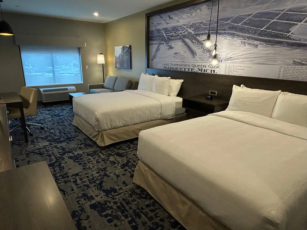 Best Western Double bed room with sofa and desk
