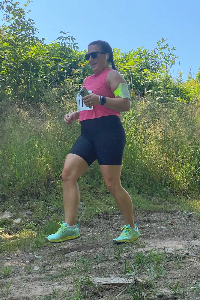 Woman jogger during Rocket Hill Climb