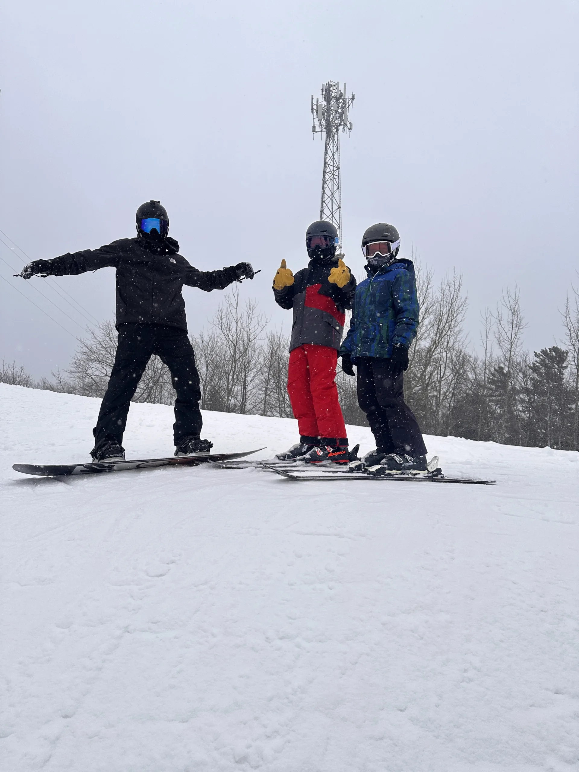 Students at the top of Snowfield Chair